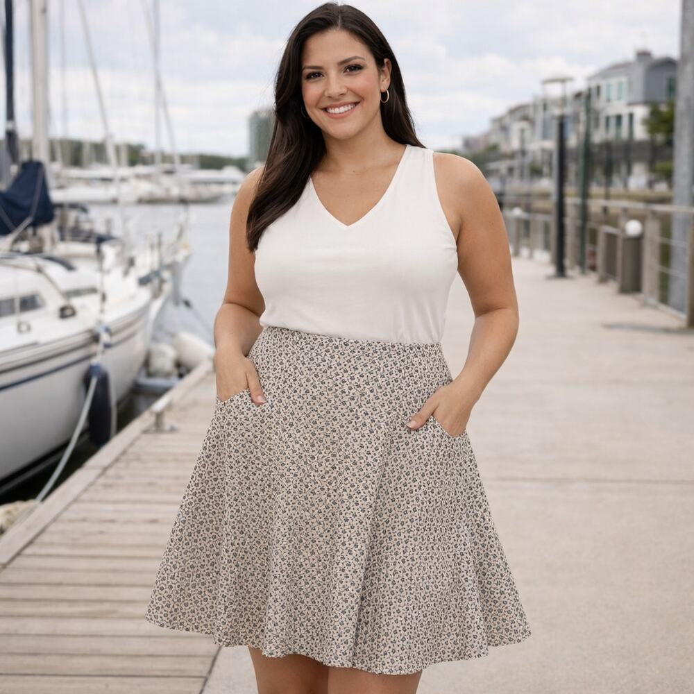 C22 Nicole Miller Women’s Skirt Nautical Print Yachtical Cream Navy Size 10